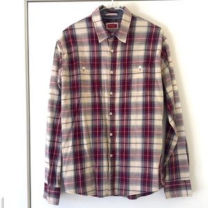 Wrangler Red Plaid Button Down Shirt